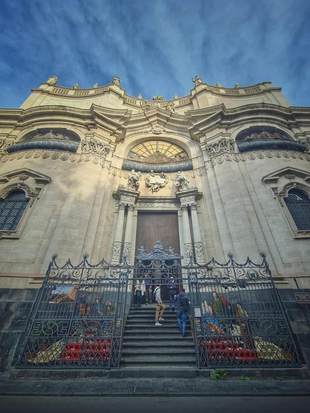 Corte Capuana Apartment Catania Luaran gambar